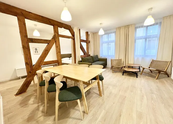 Apartamenty Teofila Magdzinskiego 5
